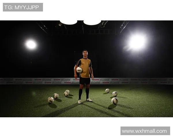 国际足球明星斯朗的传奇人生与辉煌成就探秘